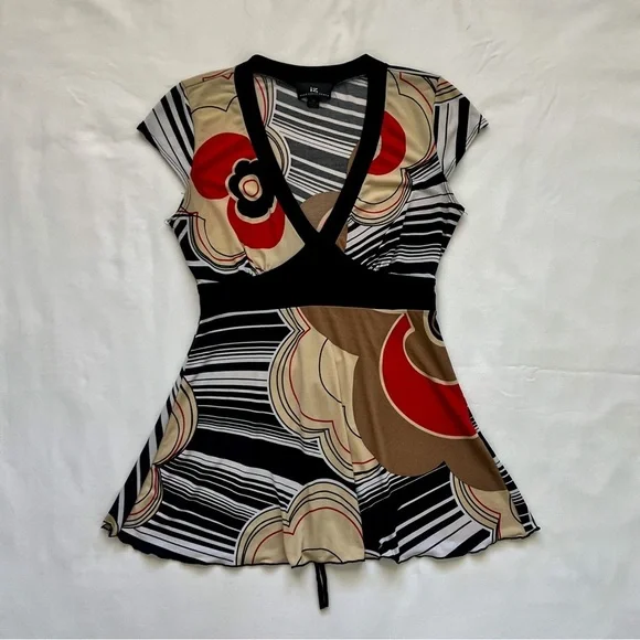 SOLD Vintage 90’s Babydoll Top - Picture 2 of 5